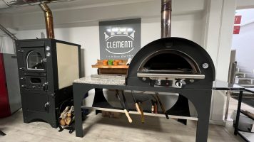 Zwarte Clementi Steen oven