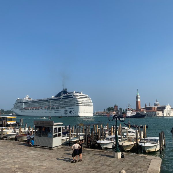 Cruiseboot Venetië